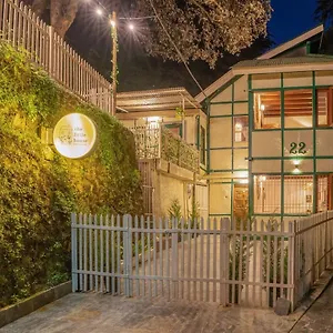 Stayvista At The Little House Villa Shimla